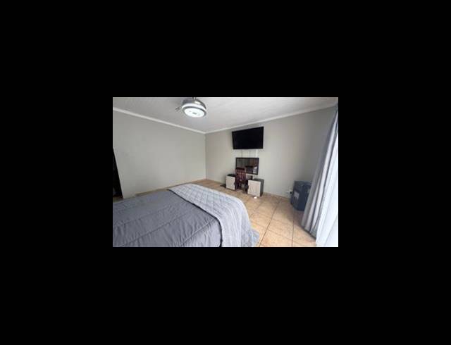 4 BEDROOM FREEHOLD FOR SALE IN SUNAIR PARK